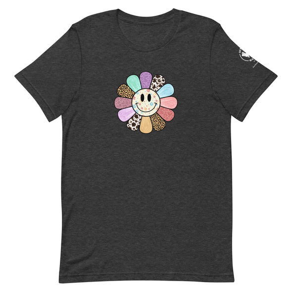 Smiling Daisy Unisex t-shirt